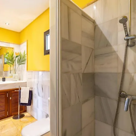 Alhambra By Vila Playa Blanca (Lanzarote)