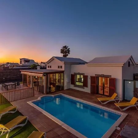 فيلة Alhambra By بلايا بلانكا